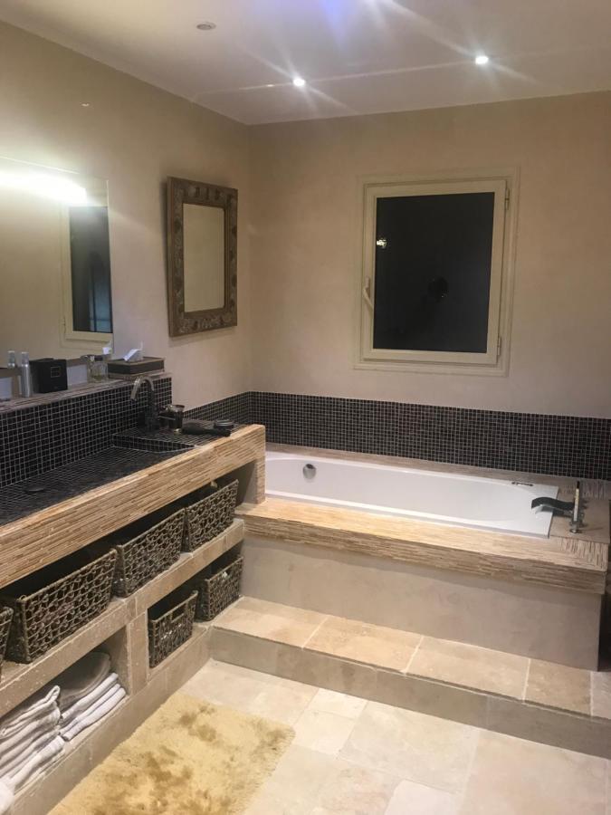 Luxueuse villa piscine et jacuzzi Saint-Paul-de-Vence Extérieur photo