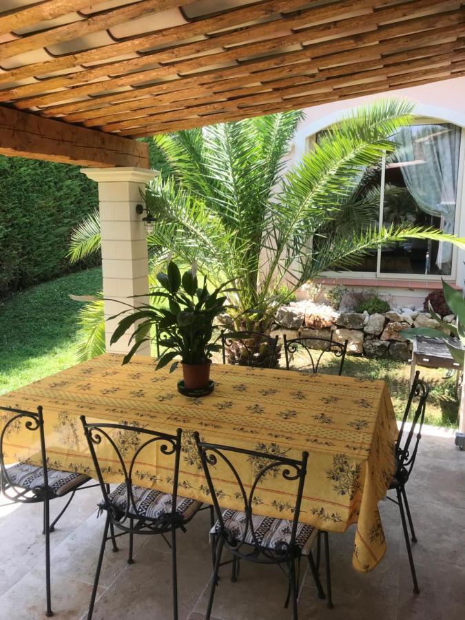 Luxueuse villa piscine et jacuzzi Saint-Paul-de-Vence Extérieur photo